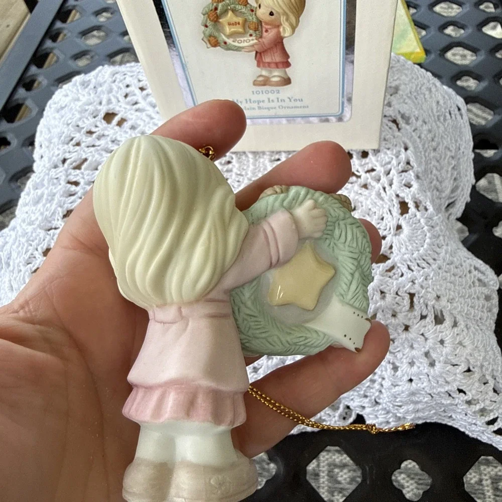2009 Enesco Precious Moments Porcelain Ornament 